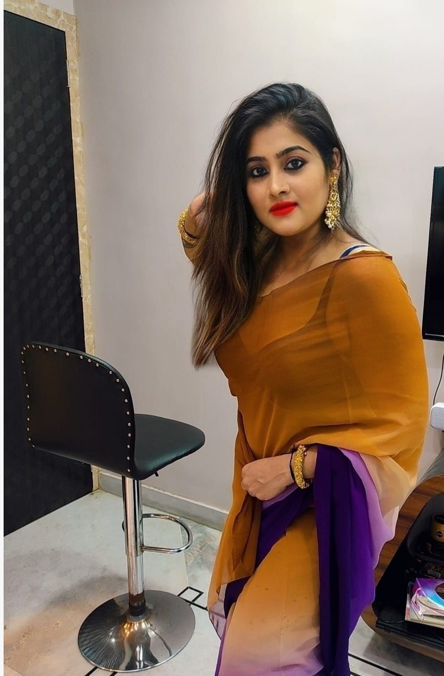 Pooja here, call me for romantic night 