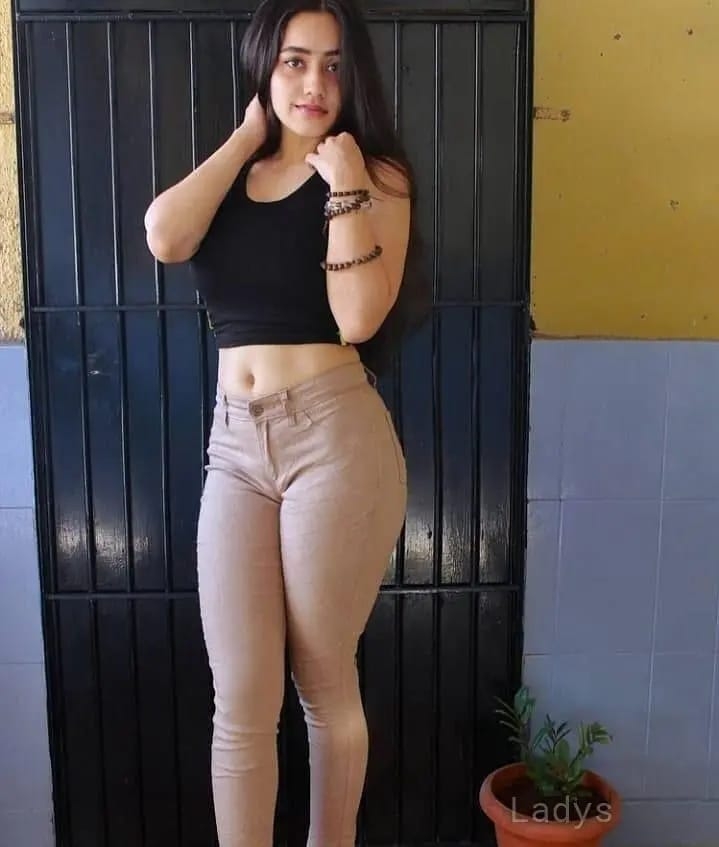 teen collage girls available near rk beach vizag