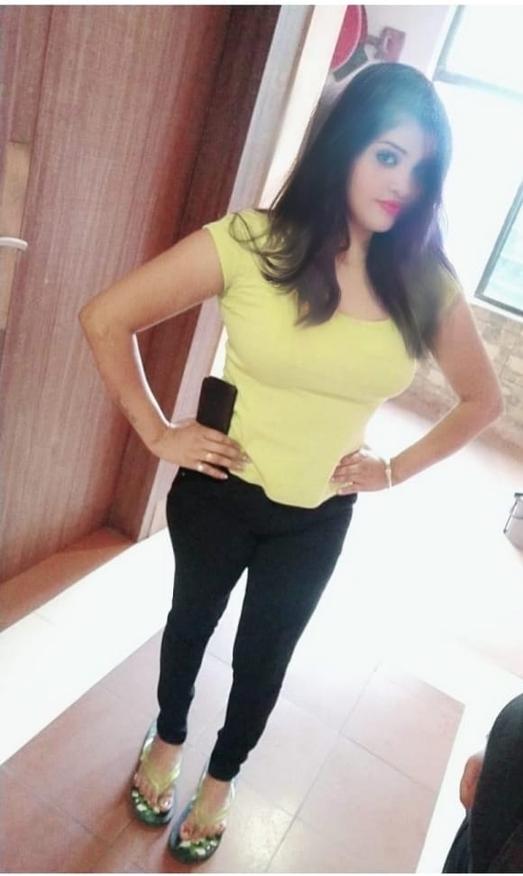 Open mind talking sexy  lady available now, take good service 